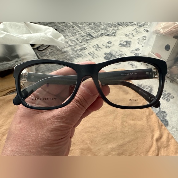 NWOT Givenchy Glasses ๐ค look smart - Picture 4 of 10